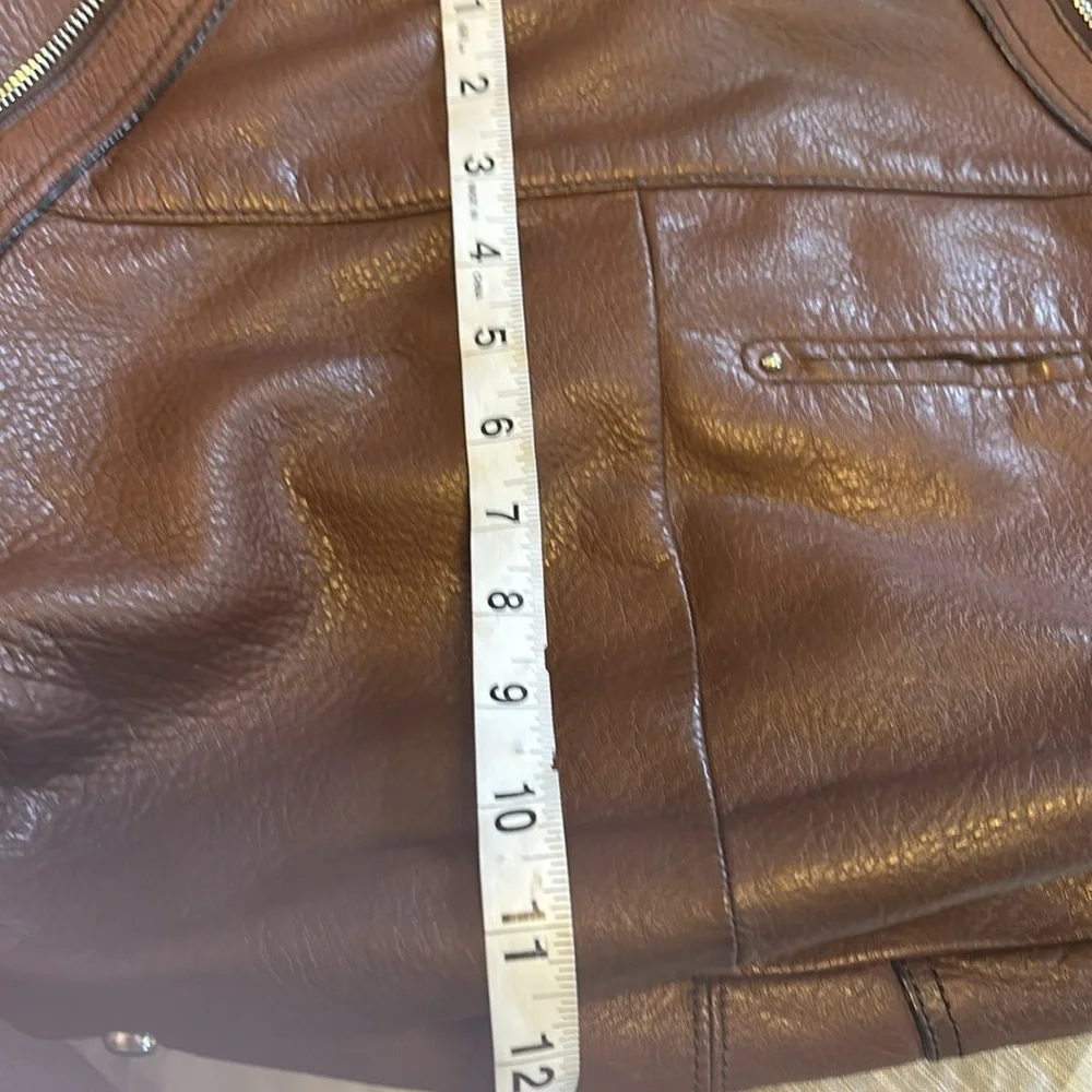 B MAKOWSKY BROWN LEATHER BOHO BAG GORGEOUS LEATHER WELL SEASONED